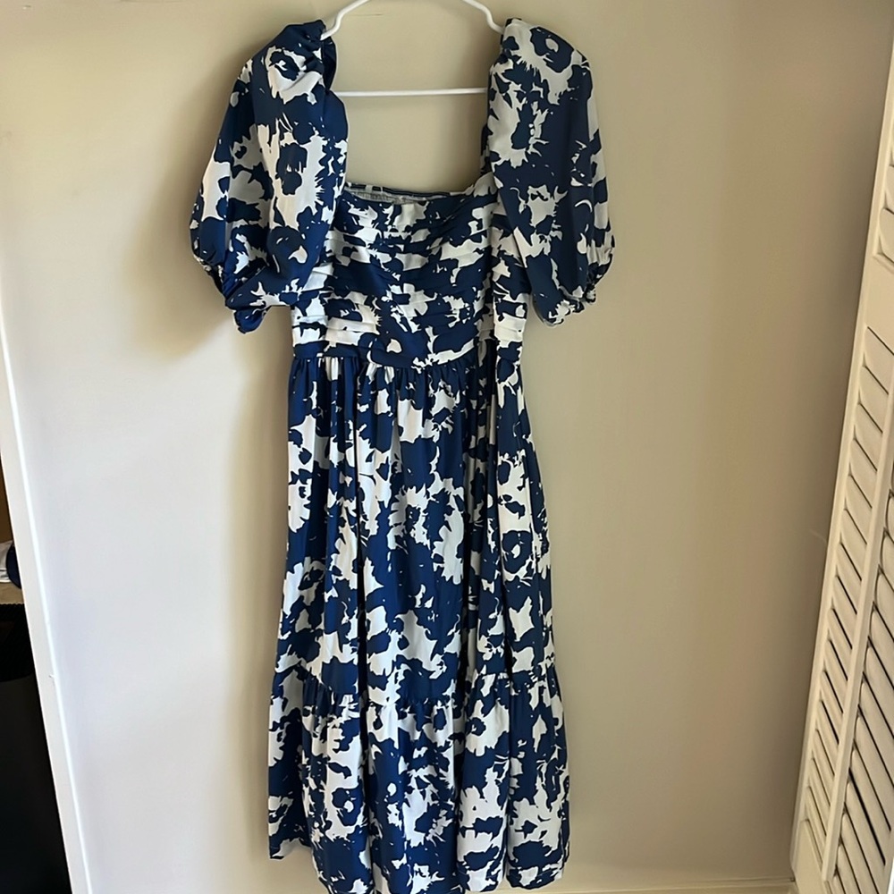 Abercrombie and Fitch Emerson Midi Dress